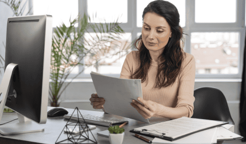 Translator providing quick and accurate academic translation services in Virginia, for transcripts and papers.