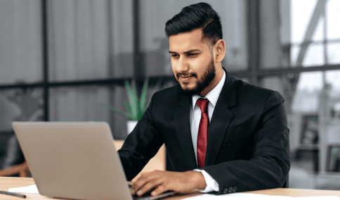 Expert providing from Vanan Translation’s 99% accuracy and expert Tsakonian Greek translation tailored to technical needs.